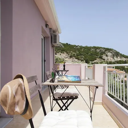Nikoleta Hotel Apolpaina