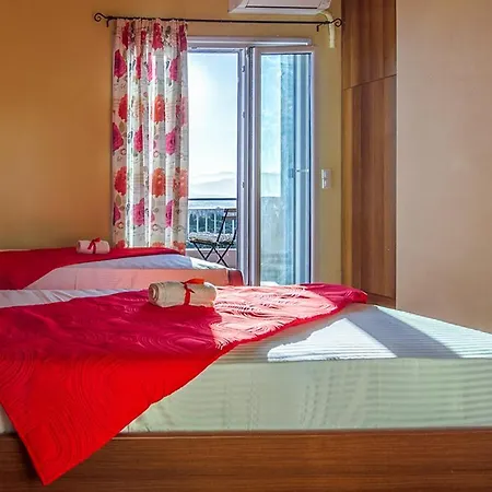 Nikoleta Hotel 3*